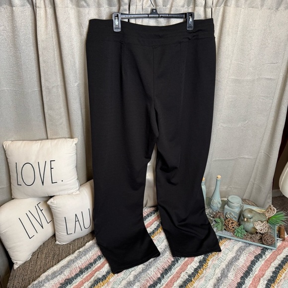 Classic Black Straight-Leg Pull on Trousers by Cato Size 18/20W - Picture 7 of 13